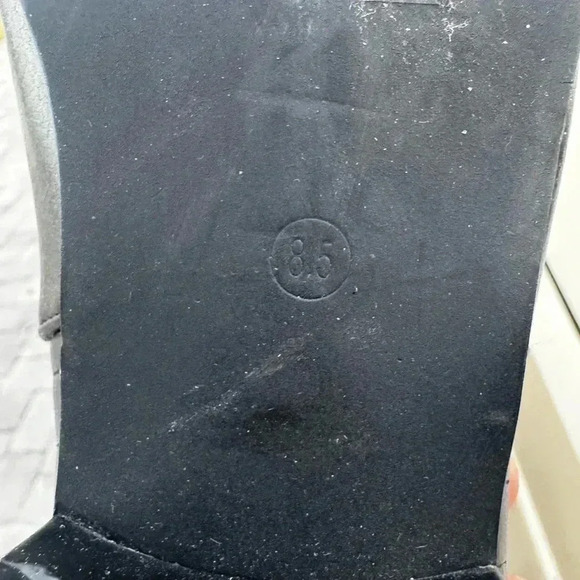 Classic Ankle Chelsea Boot Bootie Vegan Leather Black 8 1/2 Or Boys 7 - Picture 8 of 9